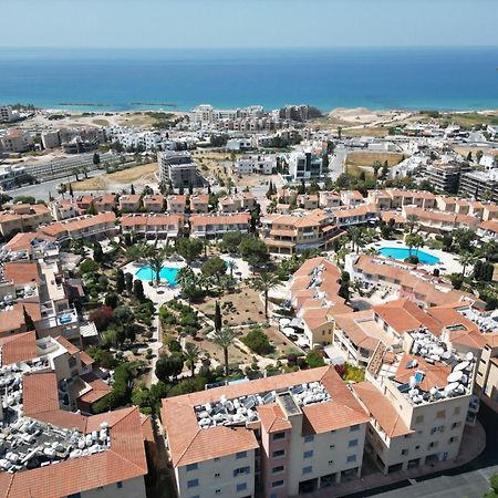 Ocean Sunset Apartment Paphos Extérieur photo
