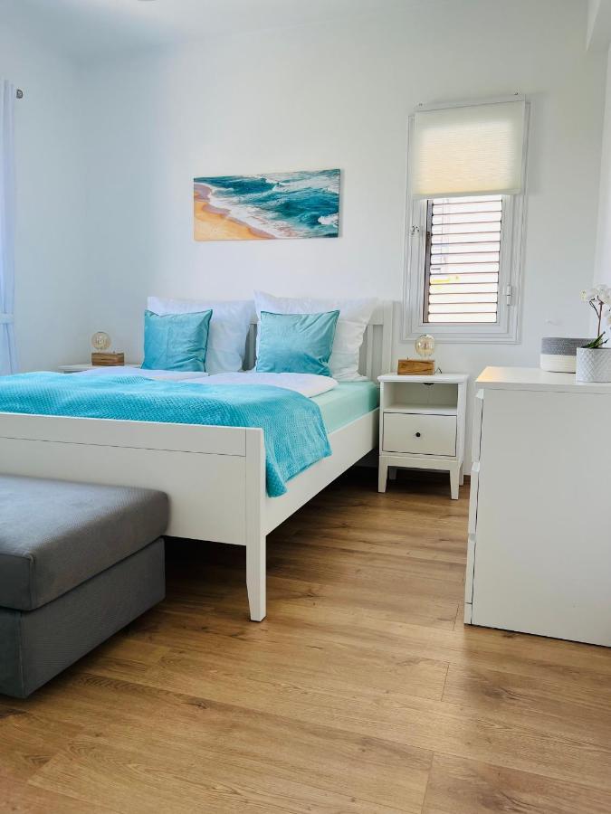Ocean Sunset Apartment Paphos Extérieur photo