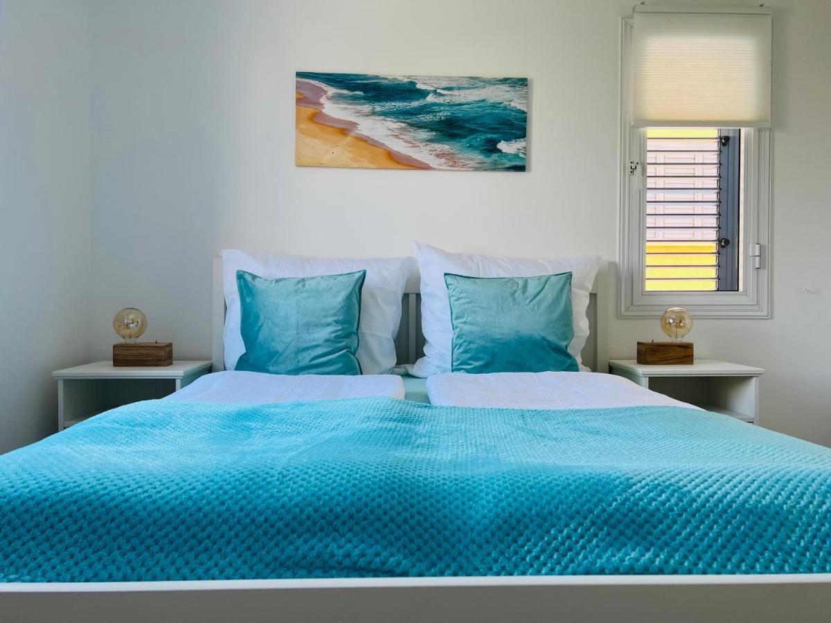 Ocean Sunset Apartment Paphos Extérieur photo